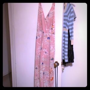 Another sexy floral jumpsuit 😇